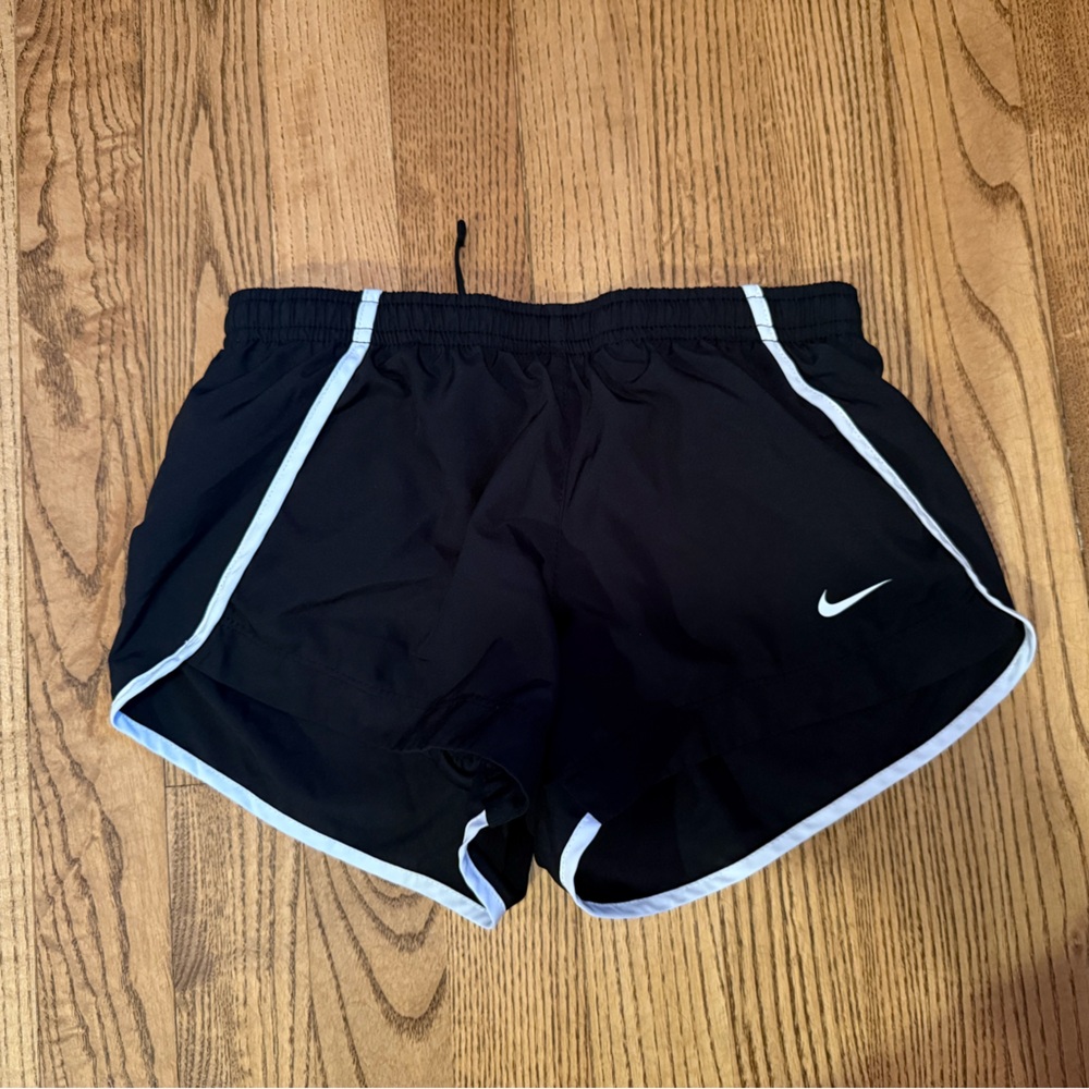 Girls’ NIKE DRIFIT shirts with lining, size Small $10
